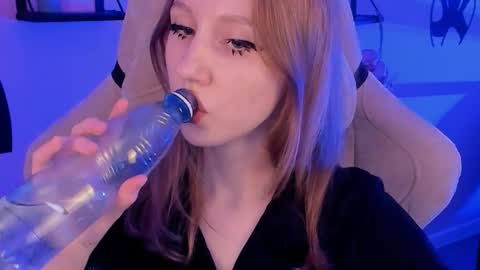 Daria Tate online show from 09.20.25