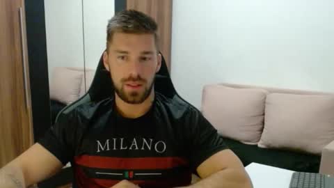 darius_94 online show from 11.27.25