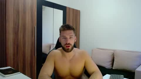 darius_94 online show from 03.28.26