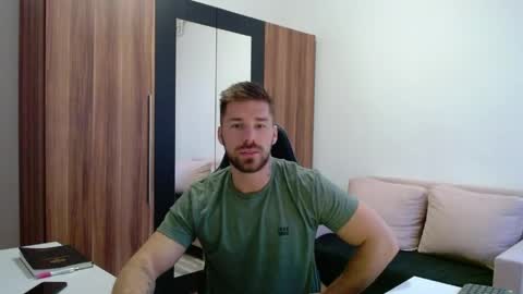 darius_94 online show from 05.02.26