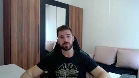 darius_94 online show from 06.08.26
