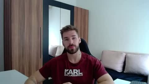 darius_94 online show from 06.09.26