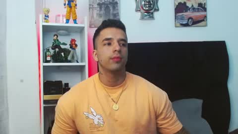 Snapshot of darius_phoenix chatting on 12.11.24 Darius Phoenix online show from 12.11.24