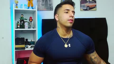 Snapshot of darius_phoenix chatting on 12.17.24 Darius Phoenix online show from 12.17.24