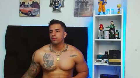 Snapshot of darius_phoenix chatting on 12.17.24 Darius Phoenix online show from 12.17.24