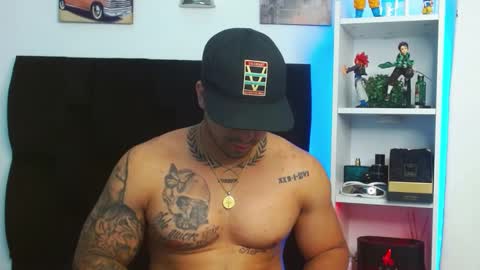 Snapshot of darius_phoenix chatting on 12.21.24 Darius Phoenix online show from 12.21.24