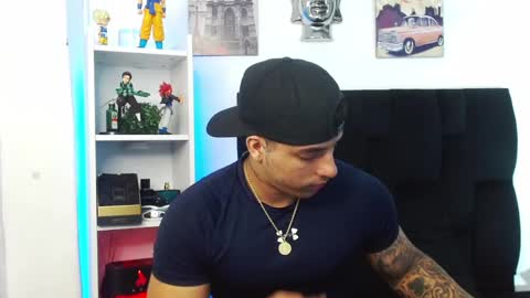 Snapshot of darius_phoenix chatting on 12.24.24 Darius Phoenix online show from 12.24.24