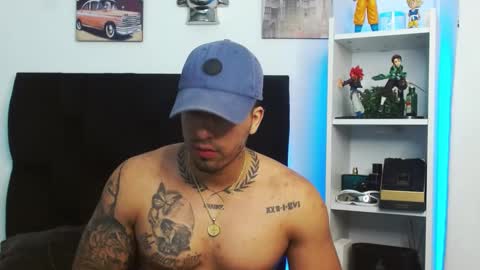 Snapshot of darius_phoenix chatting on 12.31.24 Darius Phoenix online show from 12.31.24