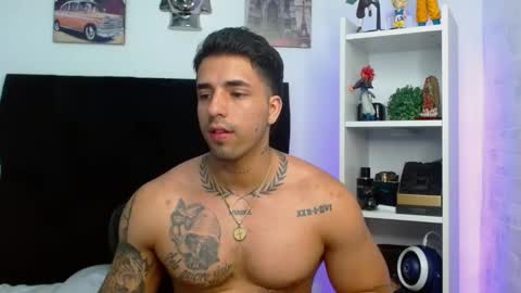 Snapshot of darius_phoenix chatting on 01.25.25 Darius Phoenix online show from 01.25.25