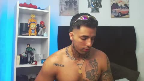 Snapshot of darius_phoenix chatting on 03.08.25 Darius Phoenix online show from 03.08.25