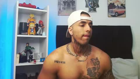 Snapshot of darius_phoenix chatting on 03.08.25 Darius Phoenix online show from 03.08.25