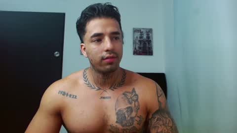 Snapshot of darius_phoenix chatting on 09.10.25 Darius Phoenix online show from 09.10.25