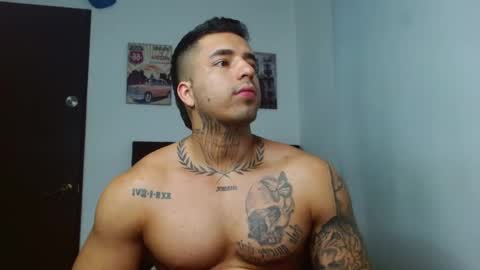 Snapshot of darius_phoenix chatting on 10.02.25 Darius Phoenix online show from 10.02.25