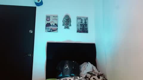 Snapshot of darius_phoenix chatting on 10.07.25 Darius Phoenix online show from 10.07.25