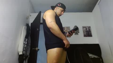 Snapshot of darius_phoenix chatting on 10.11.25 Darius Phoenix online show from 10.11.25