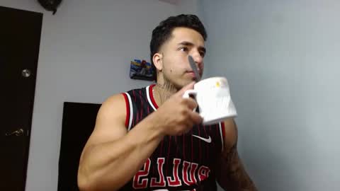 Darius Phoenix  online show from 02.09.26