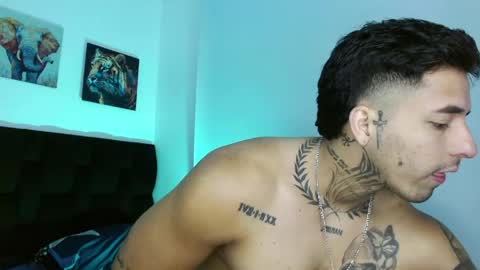 Darius Phoenix  online show from 04.22.26