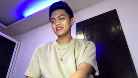 Snapshot of dark_angel69x chatting on 12.31.24 Guile online show from 12.31.24