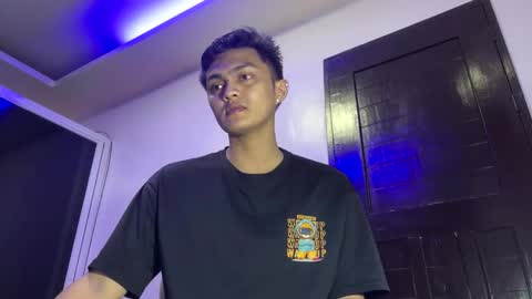 Snapshot of dark_angel69x chatting on 09.20.25 Guile online show from 09.20.25