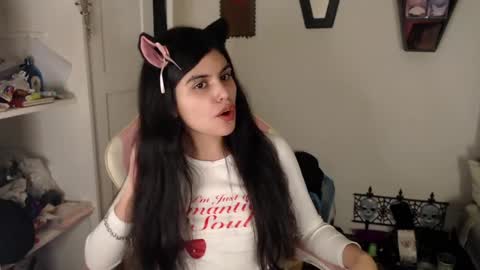 Snapshot of dark_angel_66 chatting on 12.26.24 Moony online show from 12.26.24