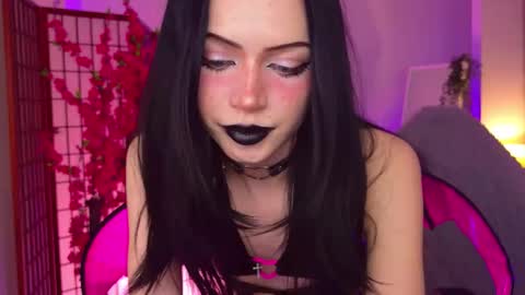 Snapshot of dark_diva chatting on 02.17.26 Diva online show from 02.17.26