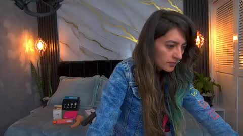 dark_dominika online show from 05.05.26