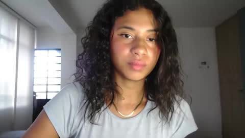 Snapshot of dark_enchantress_ chatting on 10.22.25 Sofia online show from 10.22.25