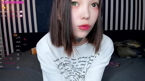 Ester online show from 01.25.25