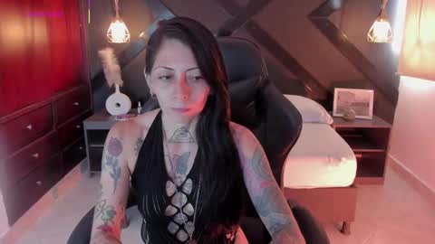 M I K A E L A online show from 09.16.25