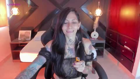 M I K A E L A online show from 09.22.25