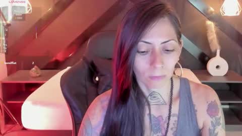 M I K A E L A online show from 02.06.26