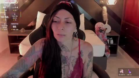 M I K A E L A online show from 04.21.26