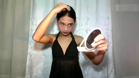 Snapshot of dark_hurohuro19 chatting on 12.10.24 LIANNA online show from 12.10.24