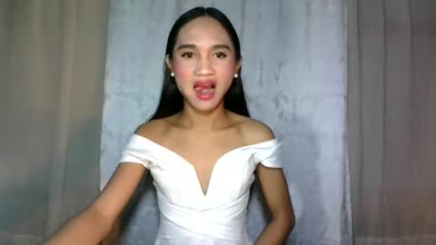 Snapshot of dark_hurohuro19 chatting on 12.24.24 LIANNA online show from 12.24.24