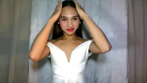 Snapshot of dark_hurohuro19 chatting on 12.25.24 LIANNA online show from 12.25.24