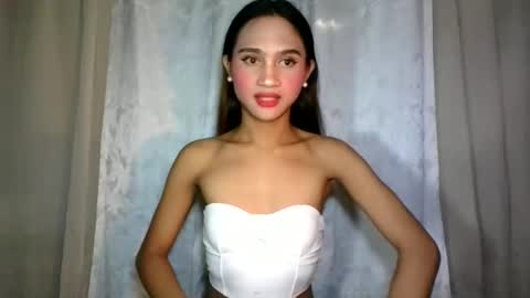 Snapshot of dark_hurohuro19 chatting on 01.08.25 LIANNA online show from 01.08.25