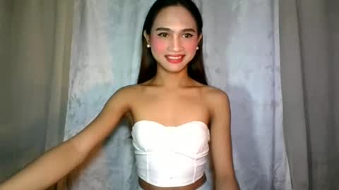 Snapshot of dark_hurohuro19 chatting on 01.13.25 LIANNA online show from 01.13.25