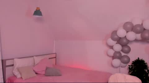 Lola online show from 01.18.25