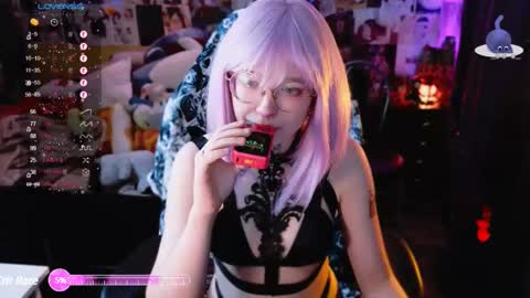 Lucious Foijieh online show from 01.03.25