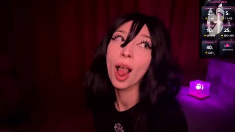 Yuu online show from 02.05.25