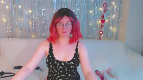 Snapshot of darkheto chatting on 12.20.24 Kelly online show from 12.20.24