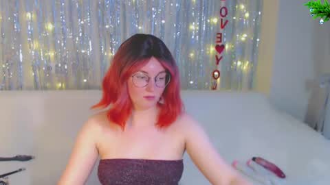 Snapshot of darkheto chatting on 12.21.24 Kelly online show from 12.21.24