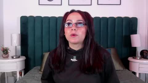 Snapshot of darkivy_fg chatting on 07.24.26 Stefy online show from 07.24.26
