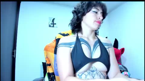 Hi Im Yuri  independent modelhelp me get my 111 hands upuwu online show from 07.29.26