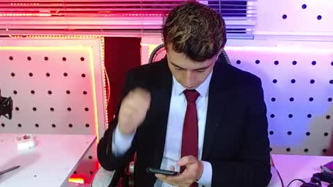 DARKO0717 online show from 11.19.25