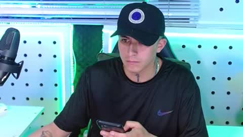 DARKO0717 online show from 12.18.25