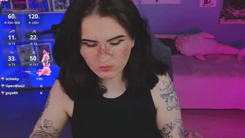 Snapshot of darksh1ne chatting on 04.01.26 Shine online show from 04.01.26