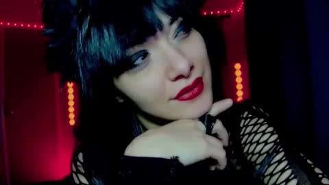 Snapshot of darkskullmistress chatting on 01.07.26 roseredgoddess online show from 01.07.26