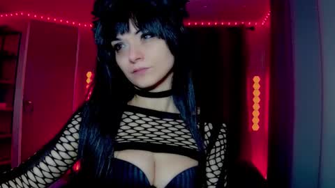 Snapshot of darkskullmistress chatting on 01.09.26 roseredgoddess online show from 01.09.26