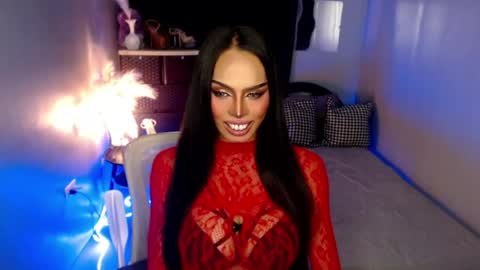 Snapshot of darksoul_mistress chatting on 06.18.26 HAPPY BIRTHDAY MISTRESS MADRIANA online show from 06.18.26